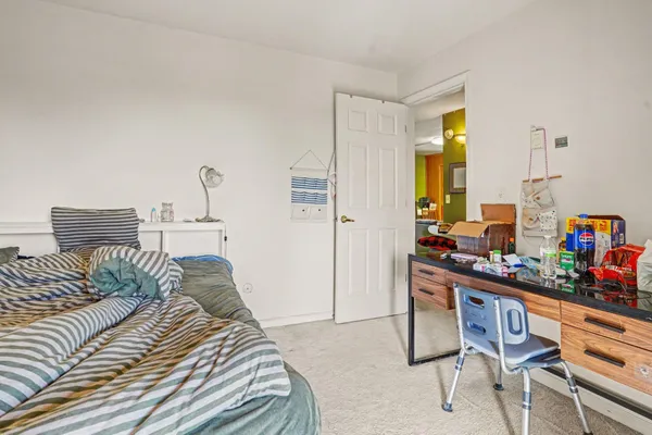 $107,500 | 756 West Kilgore Road, Unit 302, Kalamazoo, MI 49008