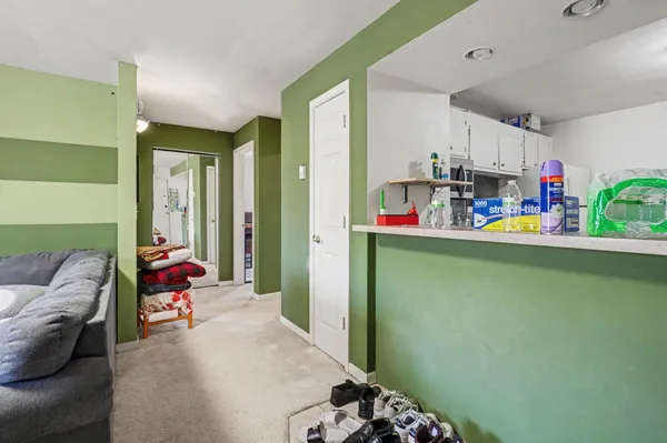 $107,500 | 756 West Kilgore Road, Unit 302, Kalamazoo, MI 49008