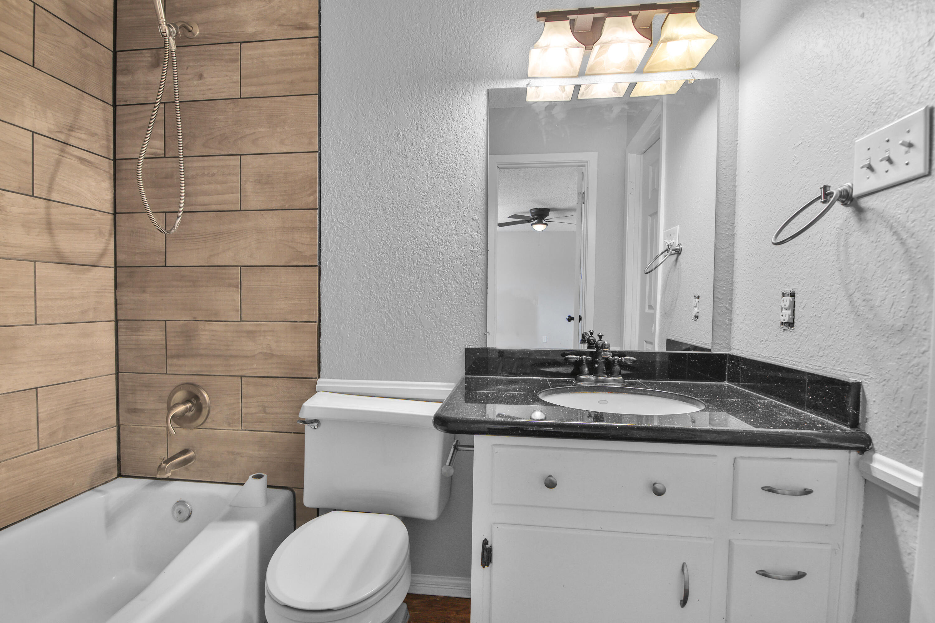 6011 13th Street Lubbock, TX 79416 - Photo 19 of 28 1L1A1794