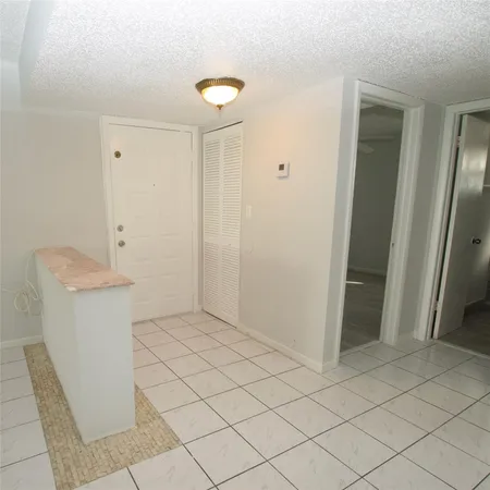 $2,300 | 7355 Woodmont Terrace, Unit 101, Fort Lauderdale, FL 33321