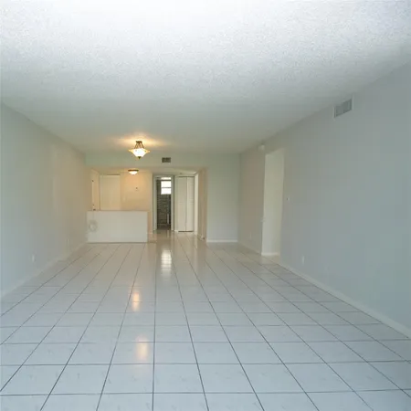 $2,300 | 7355 Woodmont Terrace, Unit 101, Fort Lauderdale, FL 33321