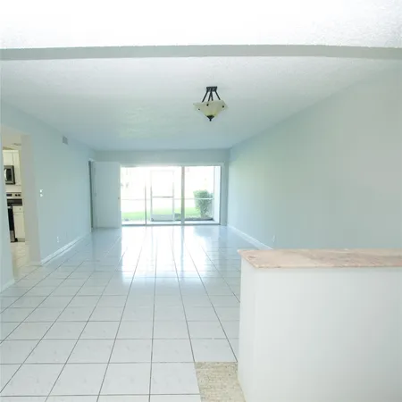 $2,300 | 7355 Woodmont Terrace, Unit 101, Fort Lauderdale, FL 33321