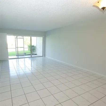 $2,300 | 7355 Woodmont Terrace, Unit 101, Fort Lauderdale, FL 33321