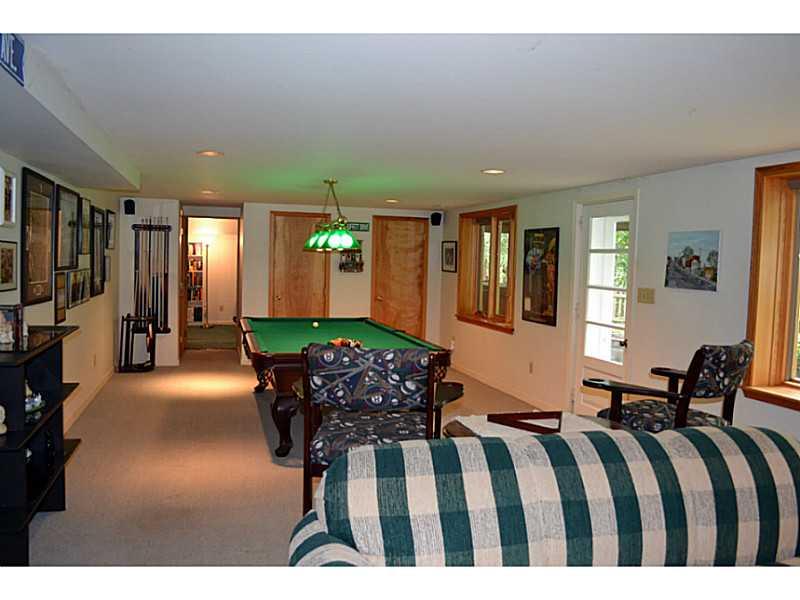 5 Newgate Road Pittsburgh, PA 15202 - Photo 19 of 25 Great Room.