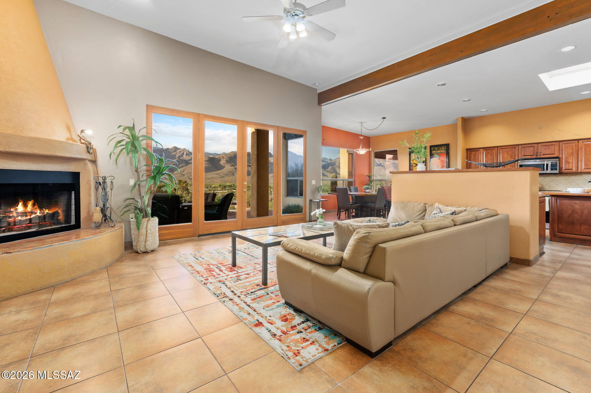 4612 North Rockcliff Road Tucson, AZ 85750 - Photo 2 of 28 Greatroom