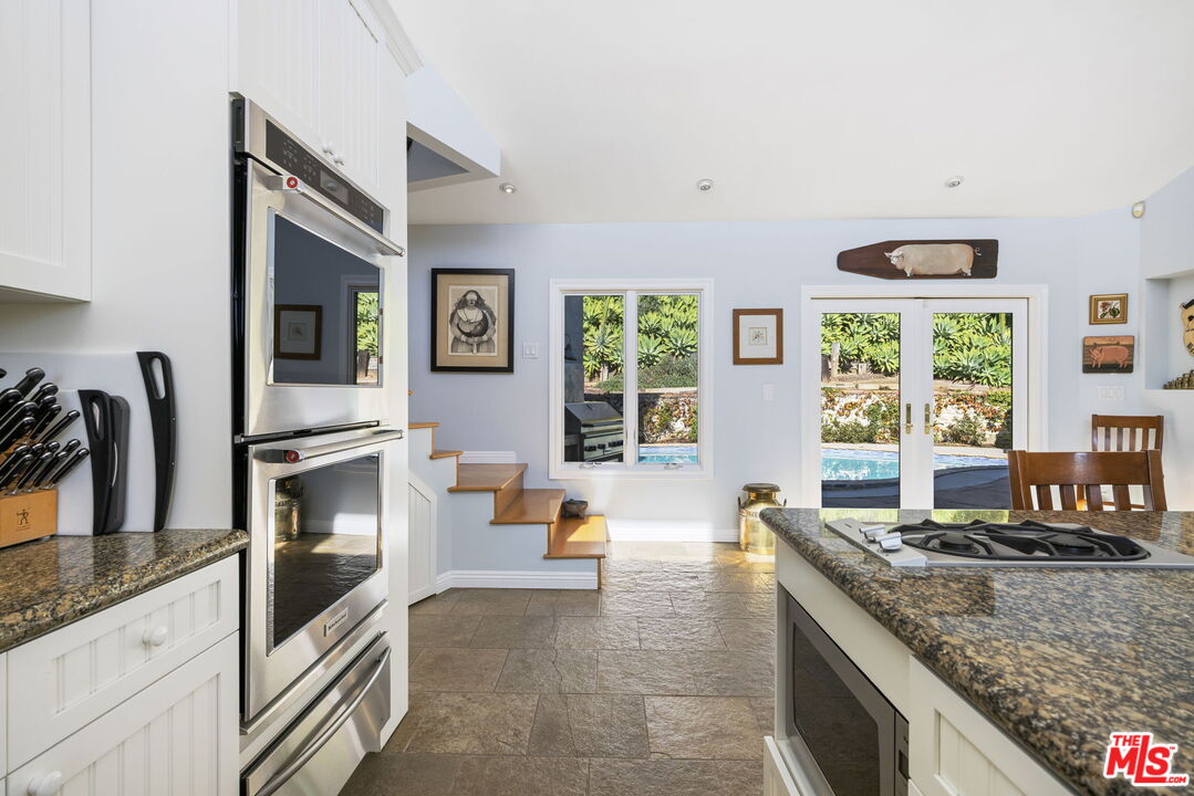 11215 Sunset Boulevard Los Angeles, CA 90049 - Photo 30 of 74