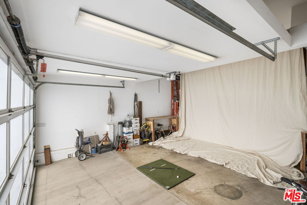 11215 Sunset Boulevard Los Angeles, CA 90049 - Photo 57 of 74 a view of a room with gym equipment