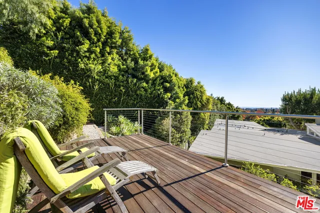 $19,995 | 11215 Sunset Boulevard, Los Angeles, CA 90049