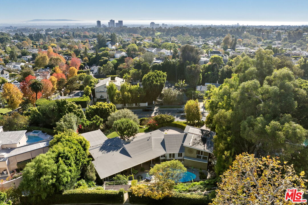 11215 Sunset Boulevard Los Angeles, CA 90049 - Photo 70 of 74