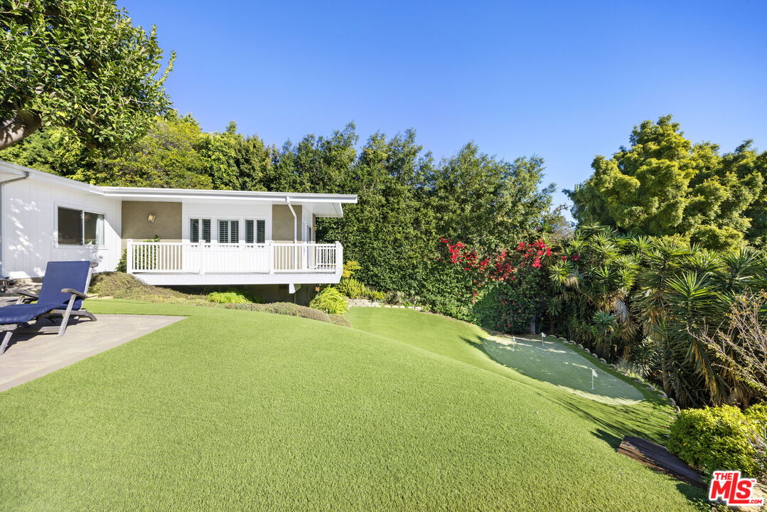11215 Sunset Boulevard Los Angeles, CA 90049 - Photo 7 of 74