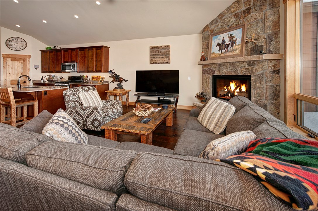 864 Independence Road, Unit 2A Keystone, CO 80435 - Photo 6 of 31 Gallery Image 6