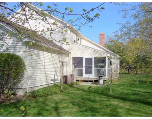 9 Worcester Road Norfolk, MA 02056 - Photo 4 of 26 Gallery Image 4