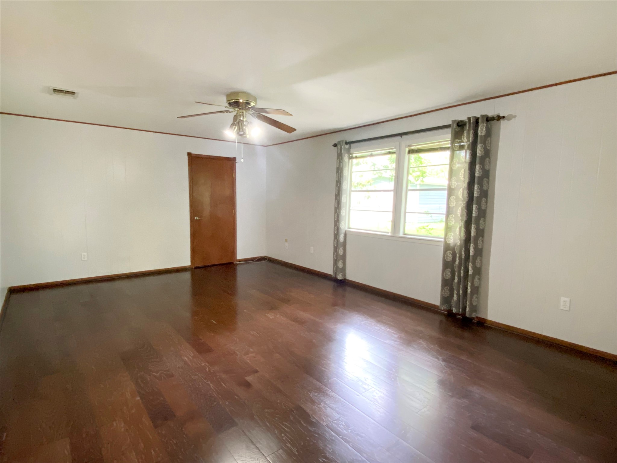 632 Kyle Angleton, TX 77515 - Photo 4 of 22