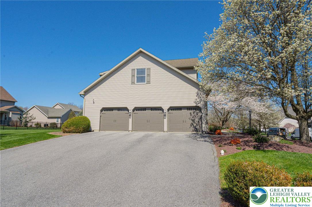 1520 Stump Road Easton, PA 18040 - Photo 8 of 67