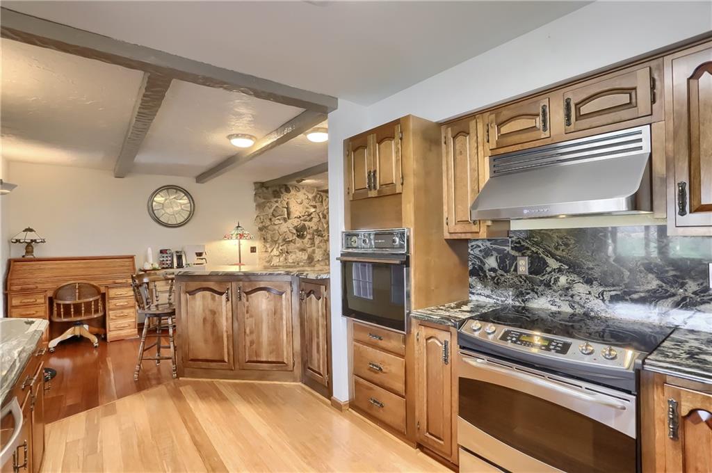 3875 Hogback Road Hermitage, PA 16148 - Photo 7 of 25