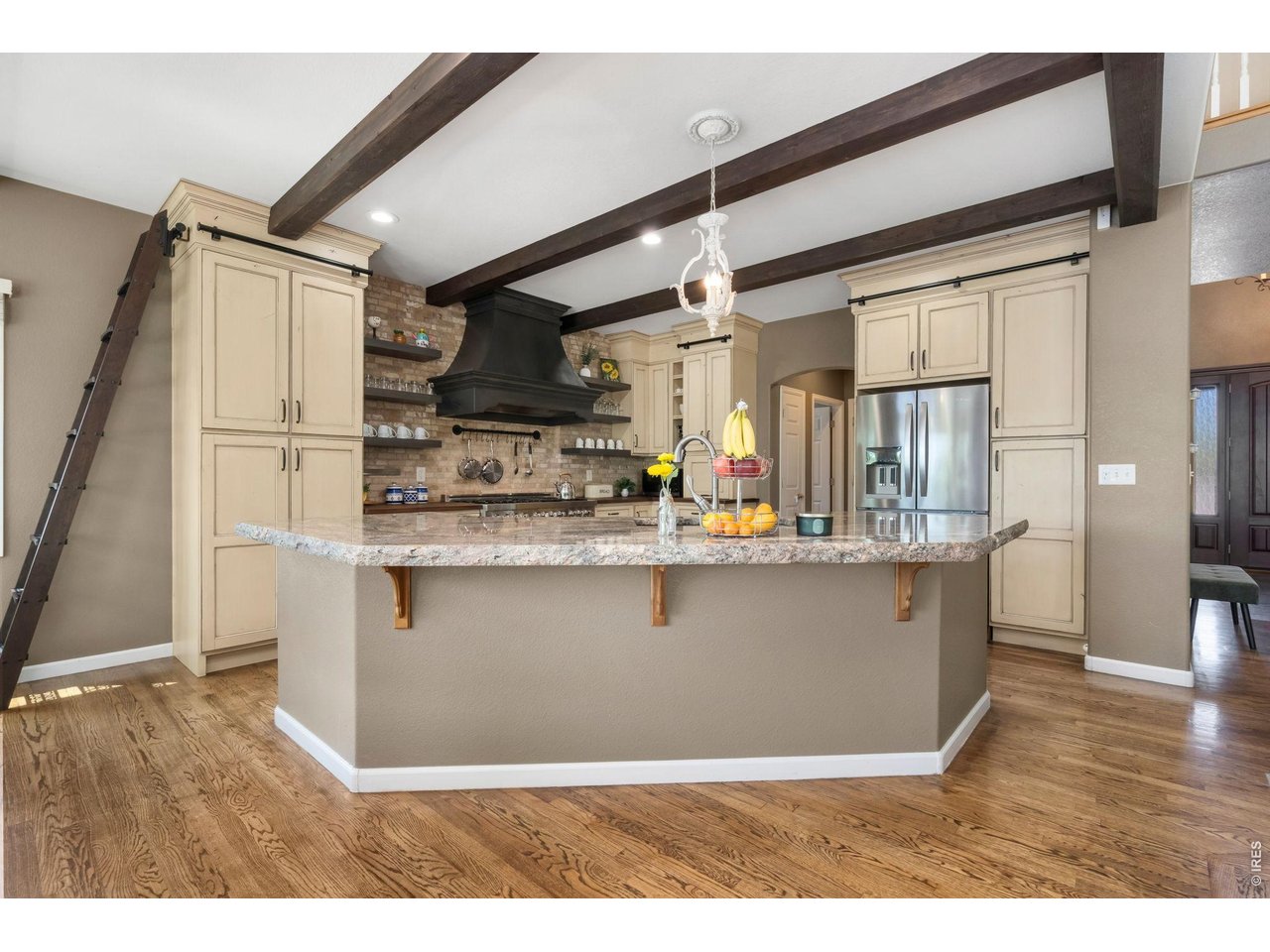 1901 Reflection Place Windsor, CO 80550 - Photo 11 of 33 Luxury FInishes