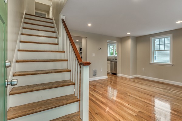 13 Jefferson Road, Unit 13 Wakefield, MA 01880 - Photo 2 of 20 Gallery Image 2
