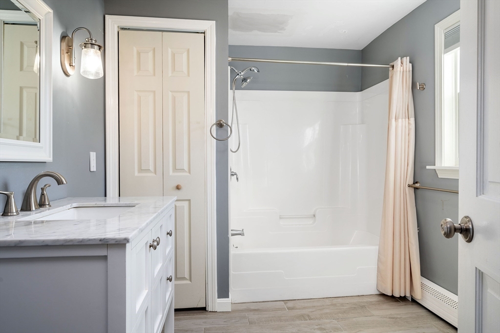11 Manchaug Road Douglas, MA 01516 - Photo 5 of 38 Gallery Image 5