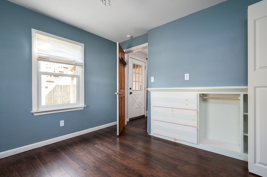 11 Manchaug Road Douglas, MA 01516 - Photo 7 of 38 Gallery Image 7
