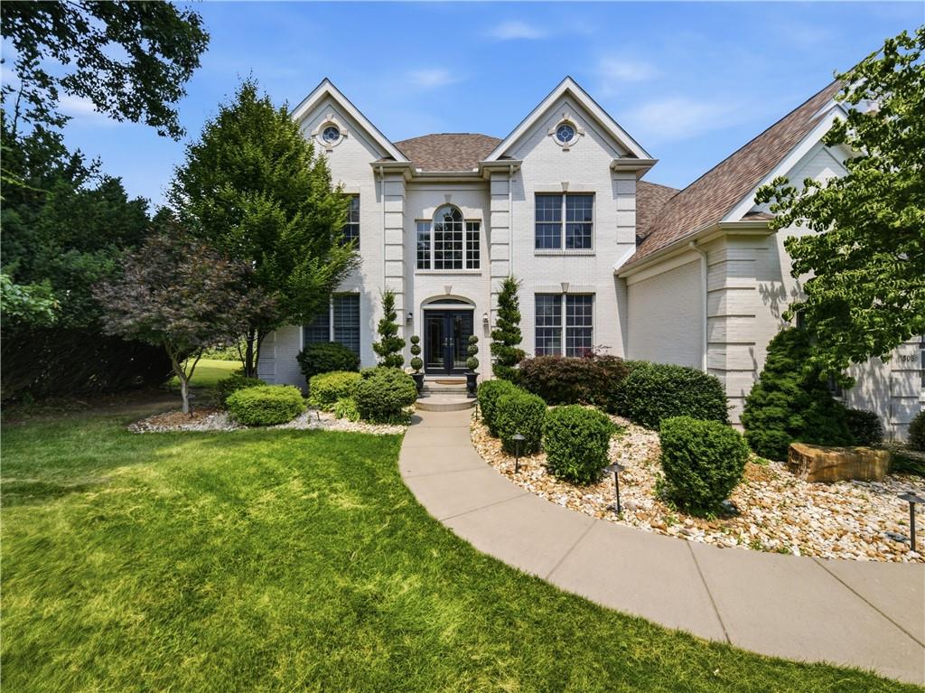 1805 Hassam Road Coraopolis, PA 15108 - Photo 2 of 49 Gallery Image 2
