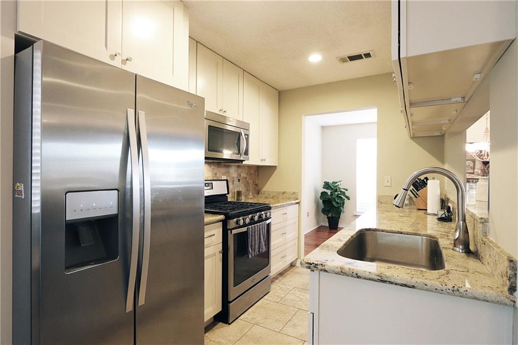 804 Park Ridge Drive River Ridge, LA 70123 - Photo 2 of 21