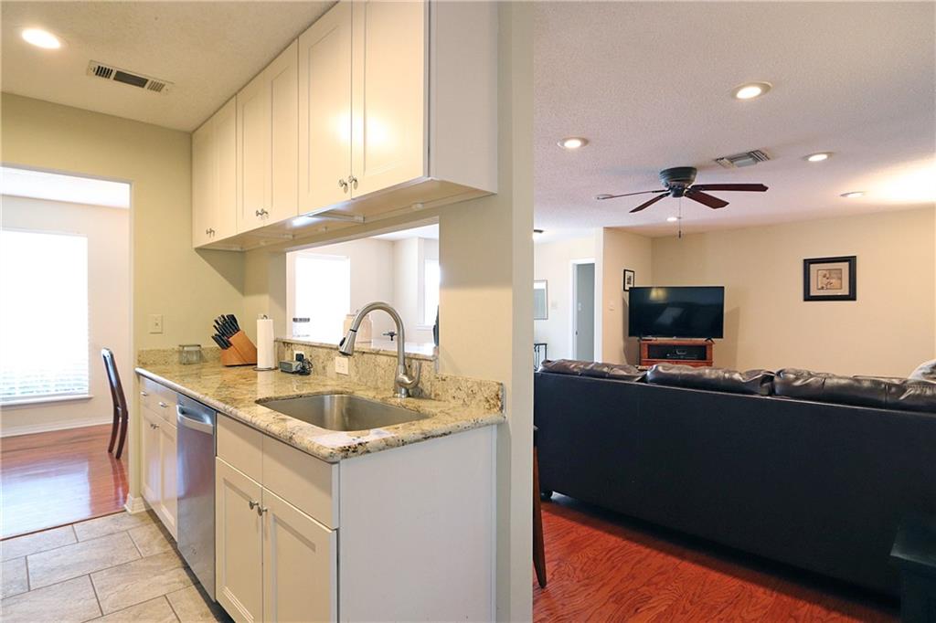 804 Park Ridge Drive River Ridge, LA 70123 - Photo 5 of 21