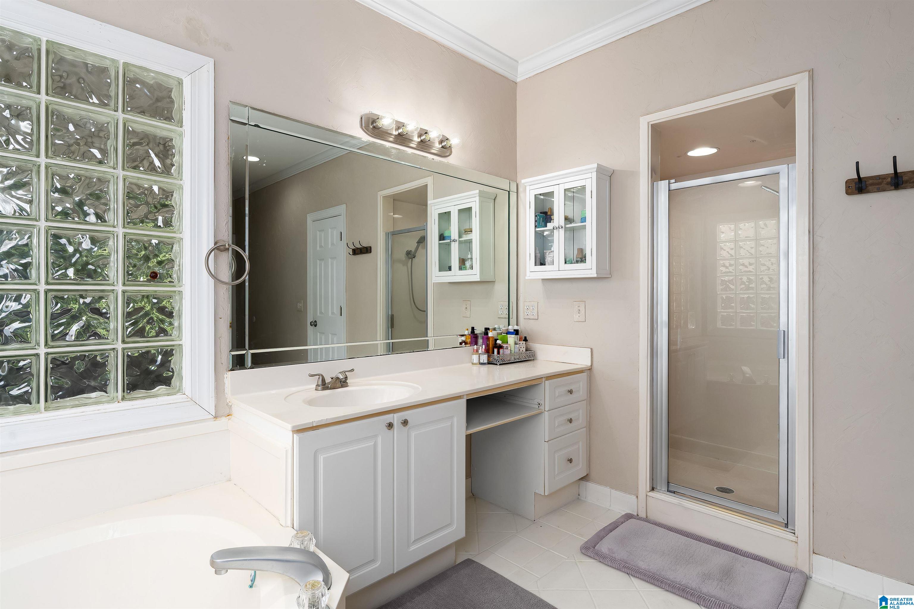 124 Maple Trace Hoover, AL 35244 - Photo 16 of 62 Gallery Image 16