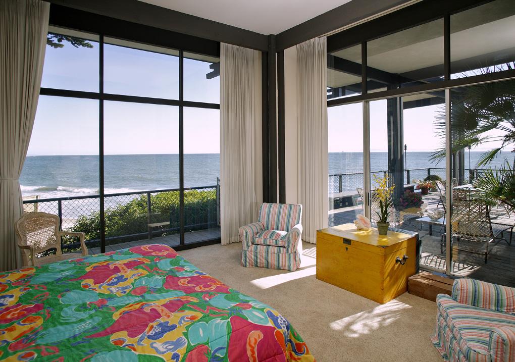 3248 Beach Club Road Carpinteria, CA 93013 - Photo 3 of 8 Master bedroom with panoramic views
