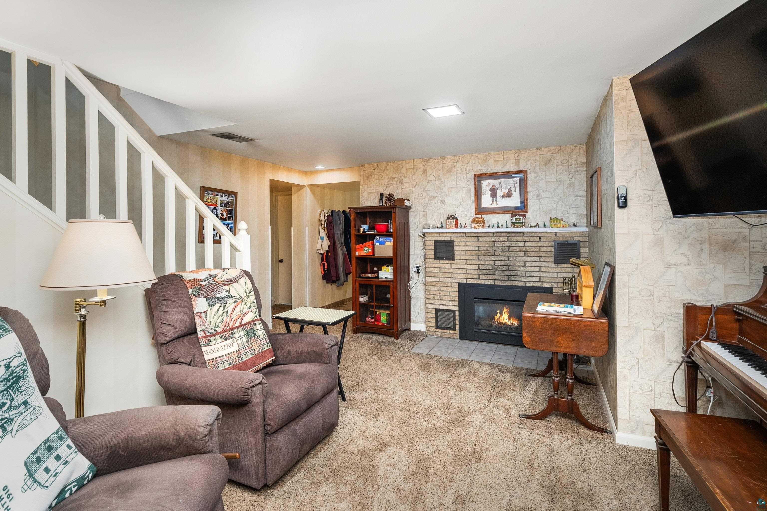 401 Snively Road Duluth, MN 55803 - Photo 22 of 46