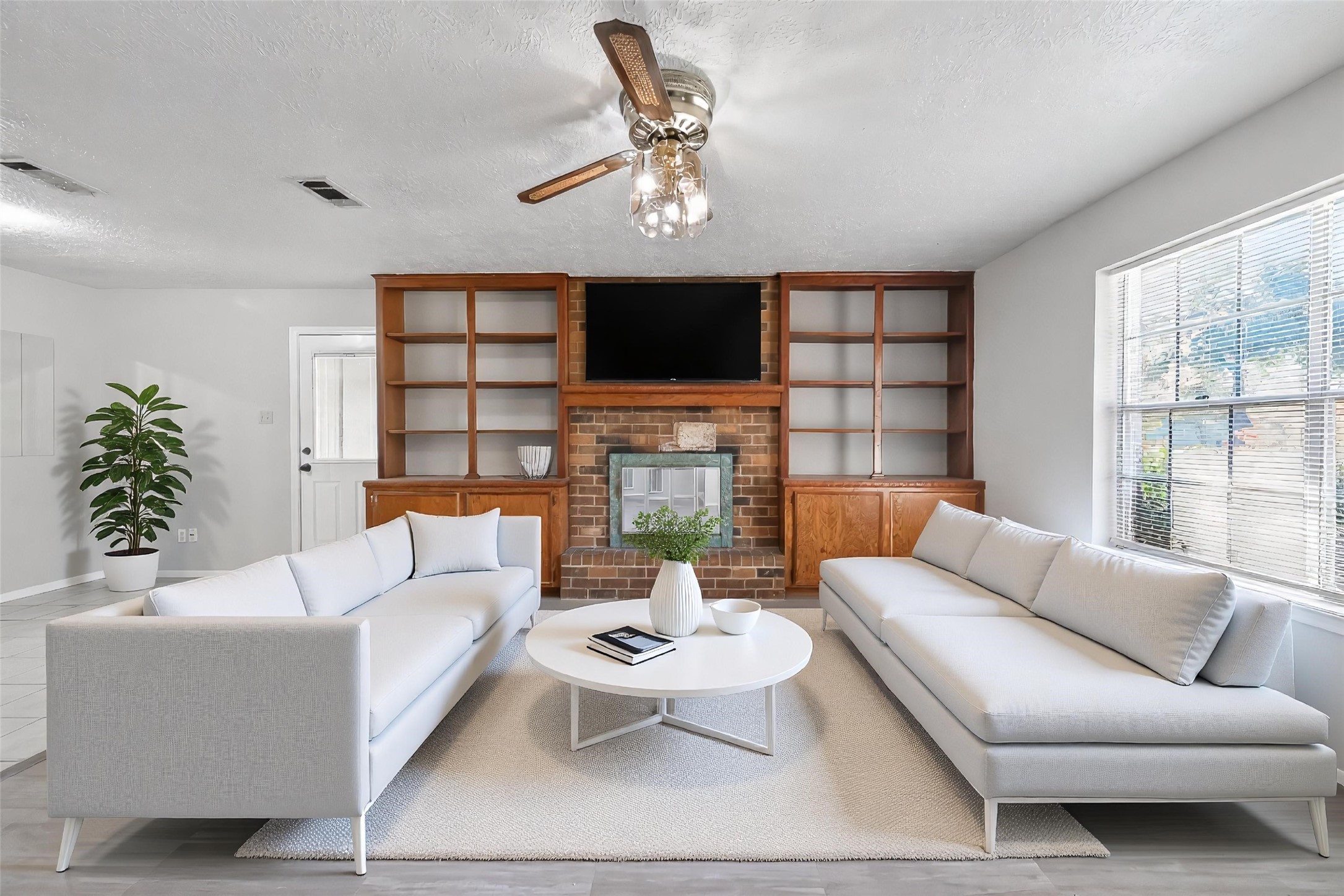 20971 Trinity Way New Caney, TX 77357 - Photo 5 of 34 Living room-virtually staged