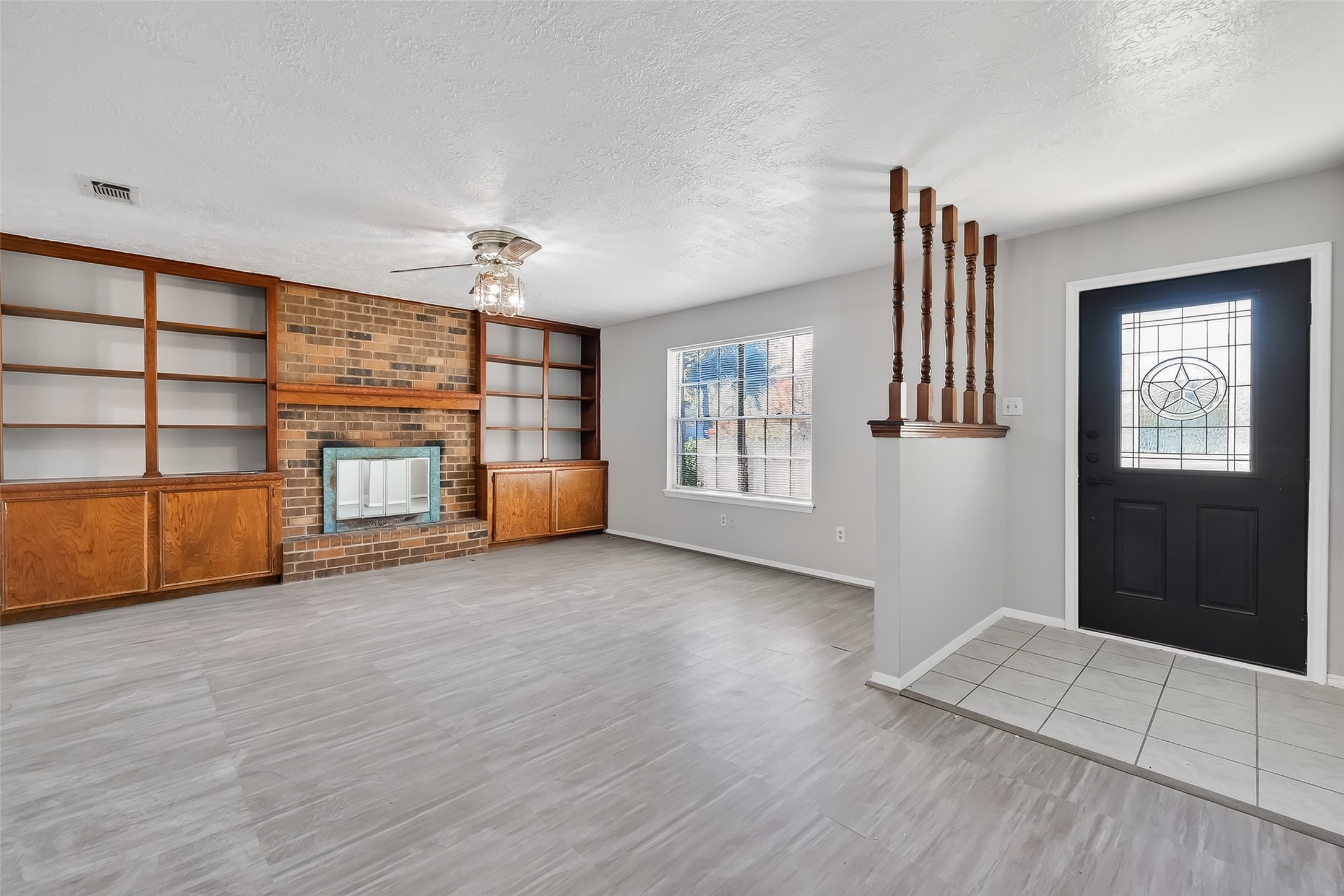 20971 Trinity Way New Caney, TX 77357 - Photo 6 of 34 Living Room