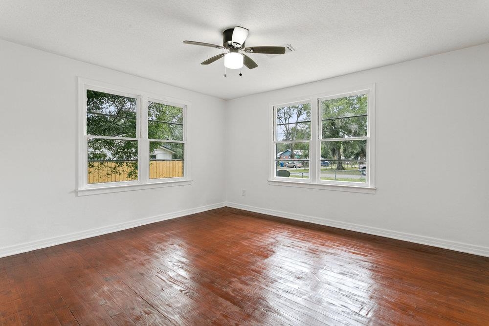 1447 Pullen Road Jacksonville, FL 32216 - Photo 19 of 34 Gallery Image 19