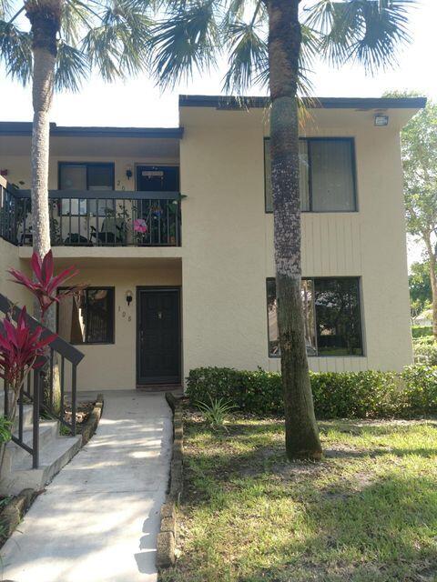 6551 Arleigh Court, Unit 108 Boca Raton, FL 33433 - Photo 3 of 13 Beatriz1
