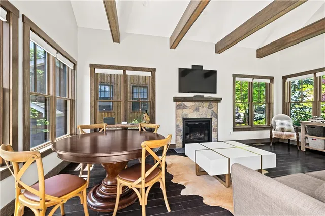 $2,150,000 | 6 Adventure Way, Richmond, RI 02898