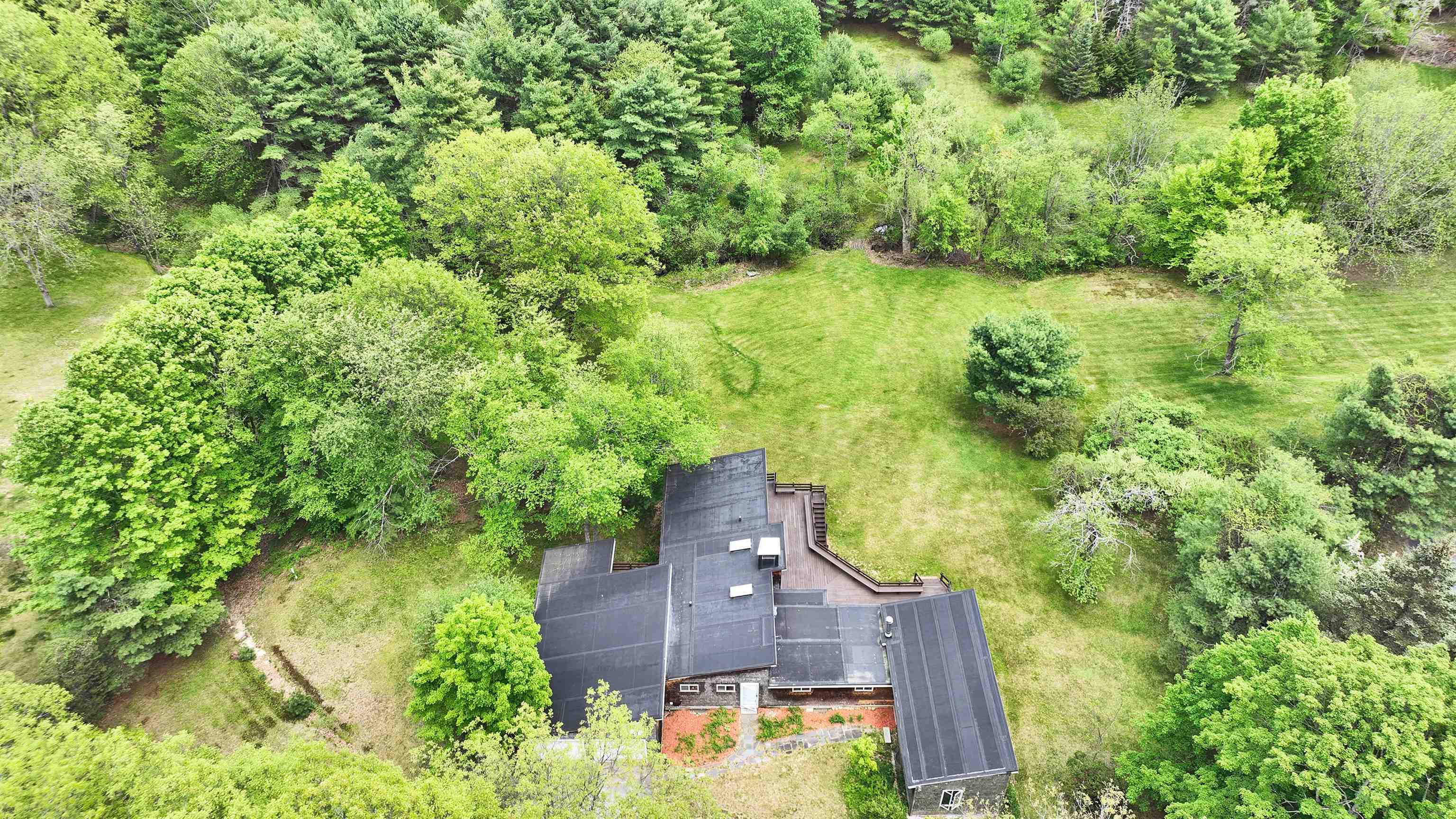 277 Old Street Road Peterborough, NH 03458 - Photo 35 of 38
