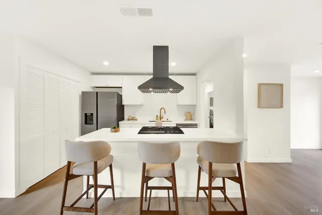 $950,000 | 6610 Oak Leaf Court, Yountville, CA 94599