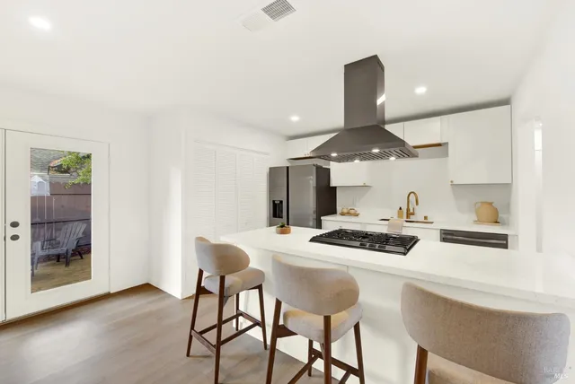 $950,000 | 6610 Oak Leaf Court, Yountville, CA 94599