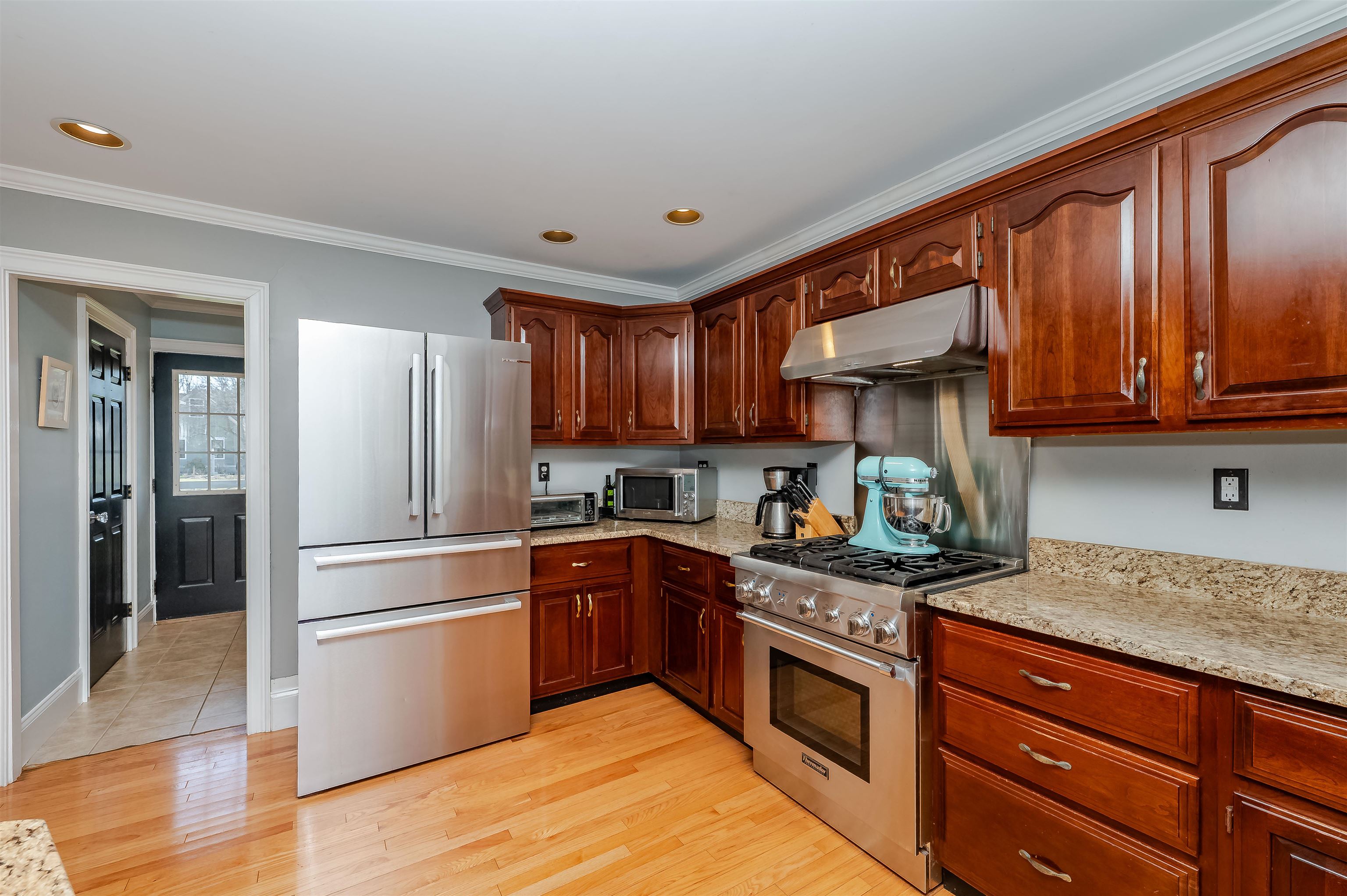 39 Isaac Lucas Circle Dover, NH 03820 - Photo 4 of 60