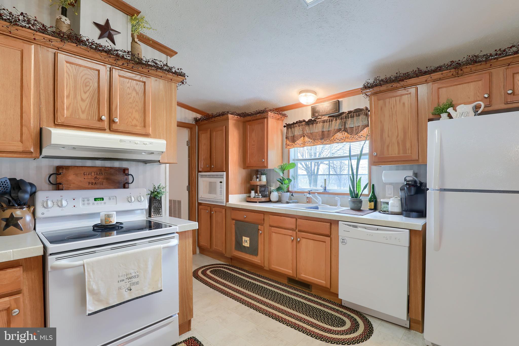 1574 Jefferson Road Spring Grove, PA 17362 - Photo 12 of 40 Gallery Image 12