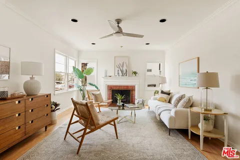 $1,295,000 | 6546 West 85th Street, Los Angeles, CA 90045