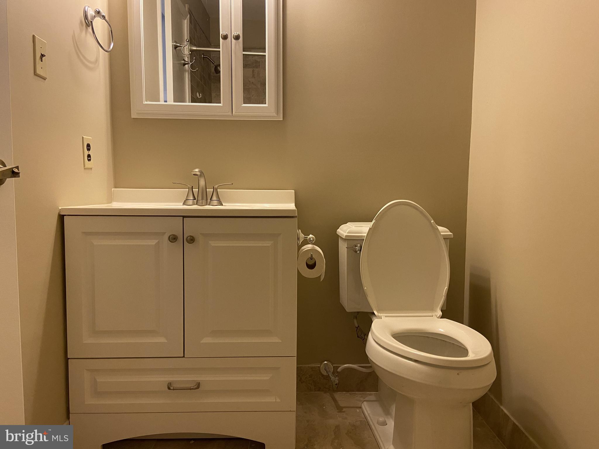 100 Center Lane Mount Laurel, NJ 08054 - Photo 22 of 25