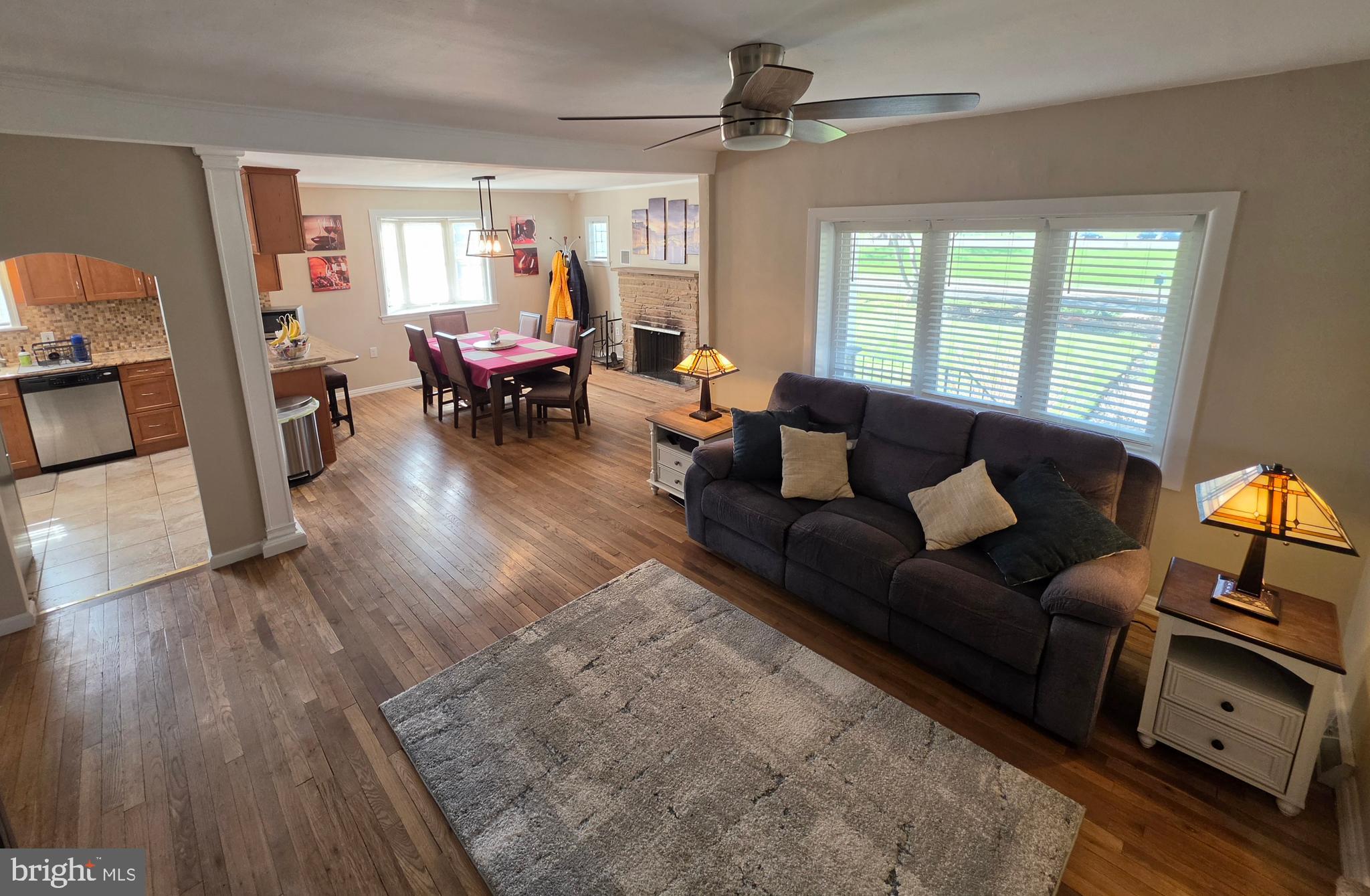 142 New Road Horsham, PA 19044 - Photo 10 of 38 a living room with furniture and a wooden floor