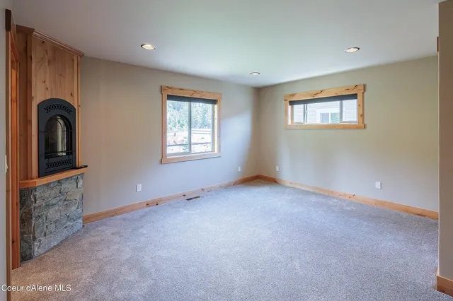 $1,650,000 | 52 Palouse Drive, Nordman, ID 83848