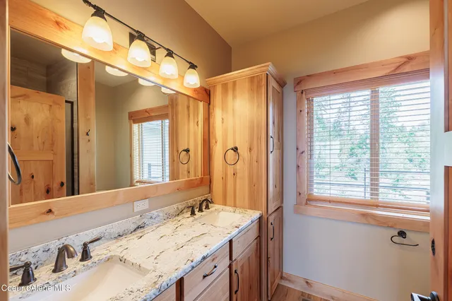 $1,650,000 | 52 Palouse Drive, Nordman, ID 83848