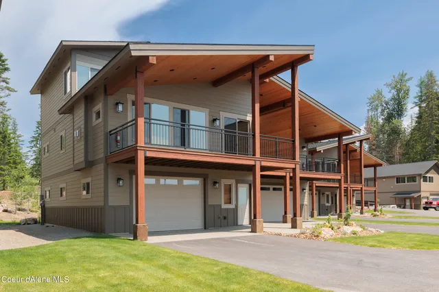 $1,650,000 | 52 Palouse Drive, Nordman, ID 83848