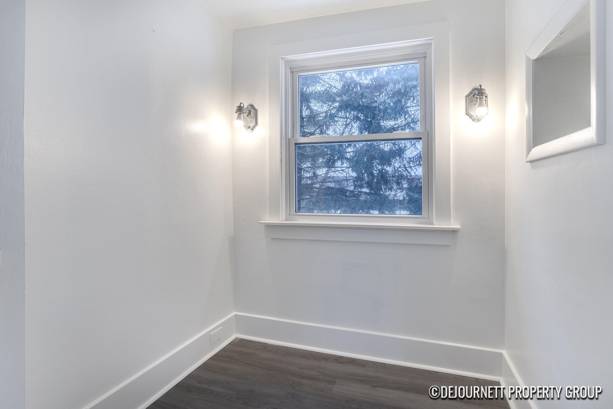 710 Verhoeks Street Grand Haven, MI 49417 - Photo 14 of 35 710 Verhoeks St-9