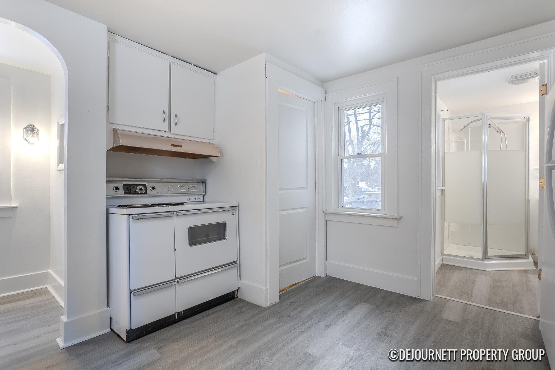 710 Verhoeks Street Grand Haven, MI 49417 - Photo 16 of 35 710 Verhoeks St-10