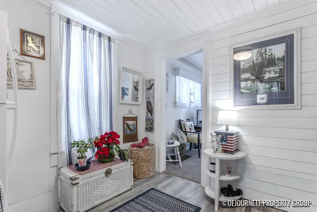 $366,800 | 710 Verhoeks Street, Grand Haven, MI 49417