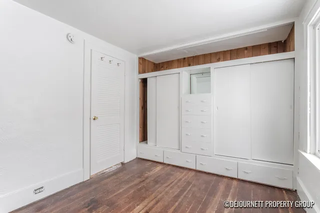 $366,800 | 710 Verhoeks Street, Grand Haven, MI 49417