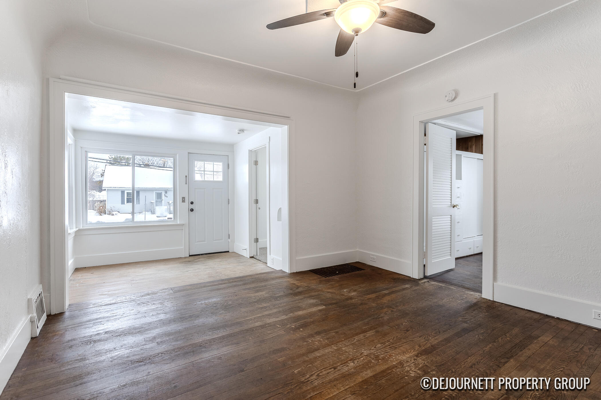 710 Verhoeks Street Grand Haven, MI 49417 - Photo 10 of 35 710 Verhoeks St-12